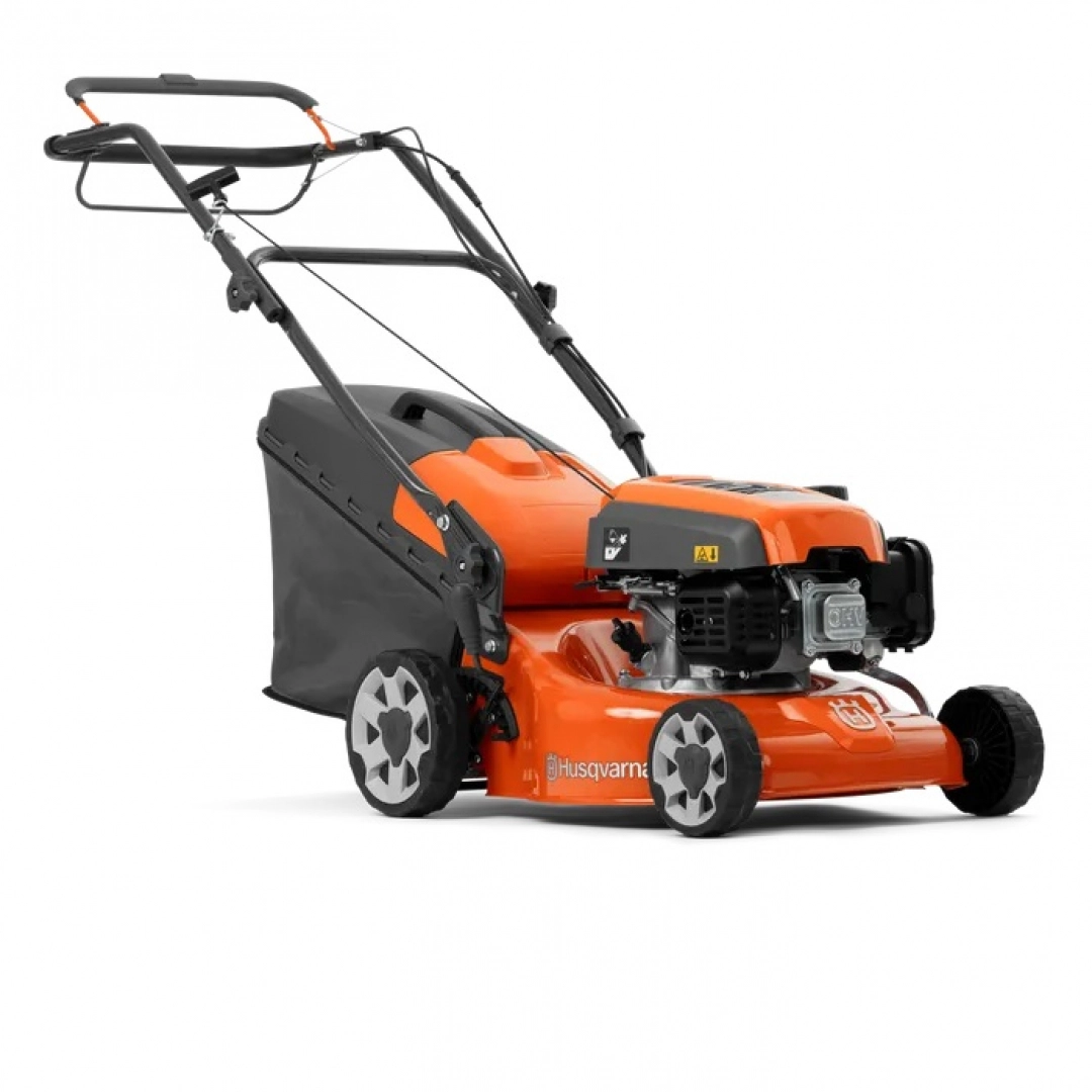 Benzinli Husqvarna LC 140SP (970 48 81-01) maysa o'rish mashinasi