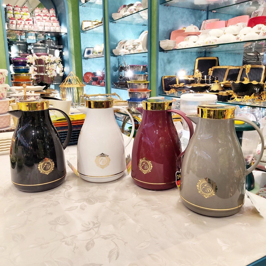 Life Smile 1 l (qora, oq, qizil, kulrang) termo idishi - rasm №1 Life Smile 1 l (qora, oq, qizil, kulrang) termo idishi