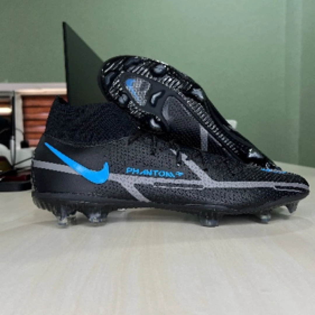 Phantom GT II butsasi, paypoq bilan