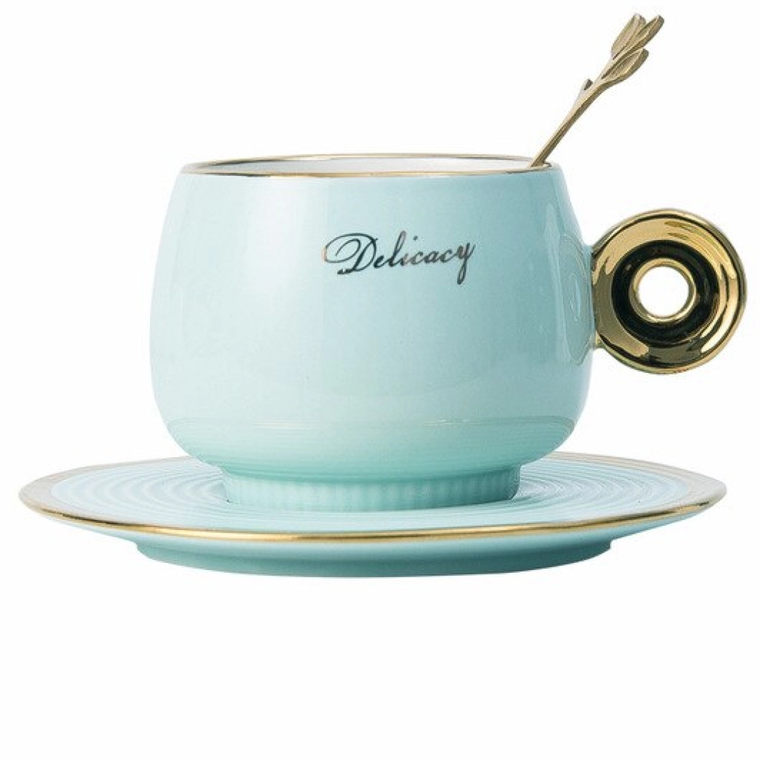 Kofe uchun stakan 240ml.