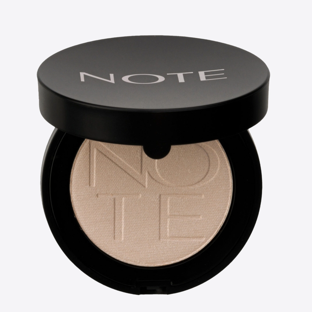 Тень для век NOTE LUMINOUS SILK MONO EYESHADOW 01 (4.5 g)
