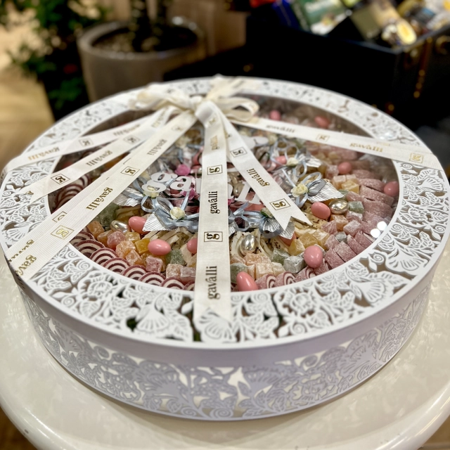 Doira shaklidagi oq Fotixa to&lsquo;plami