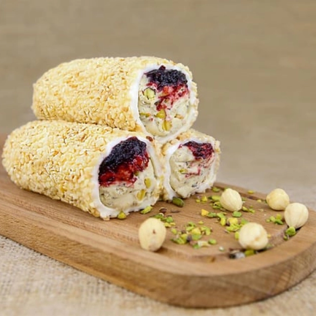 Tut marmeladi, funduq kremi va funduq bilan qoplangan  Delayt lokumi, 1 kg