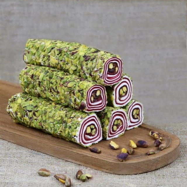 Делайт локум с клубникой и фисташками, покрытый фисташками, 1 кг