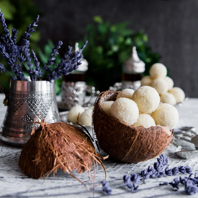 Shakar bilan qoplangan oq trufel , 1 kg