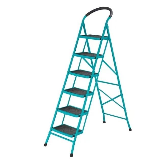 Лестница металлическая TOTAL THLAD09061 6 Ступеней