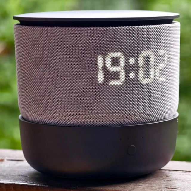 Умная колонка Яндекс Станция Мини Pro 3 с экраном Grey