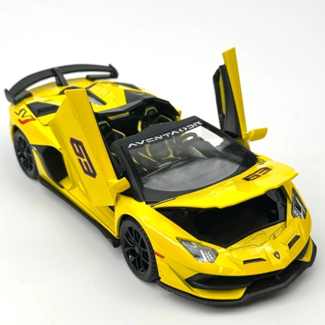 Lamborghini Aventador SVJ 63 1/24 metall kolleksiya mashinasi, Yellow