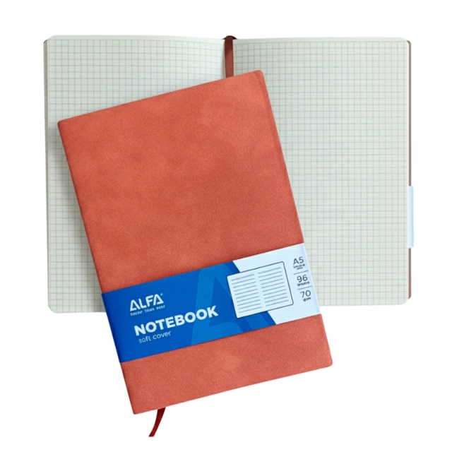 PVX muqovali bloknot, katakli, 3 xil rangda, qog&lsquo;oz tasmali, A5 formatda, 96 bet 70gsm 1NB001 (1/100)