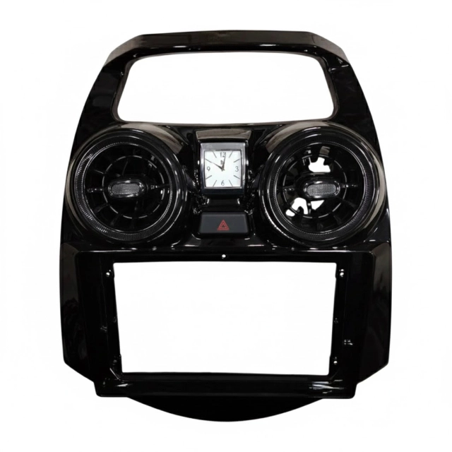 Spark  avtomobili uchun monitor ramkasi, AMG deflektori va soati bilan