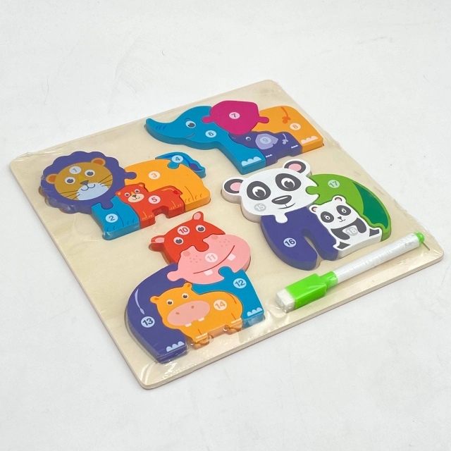 Taxta pazl: Sher, fil, begemot, panda