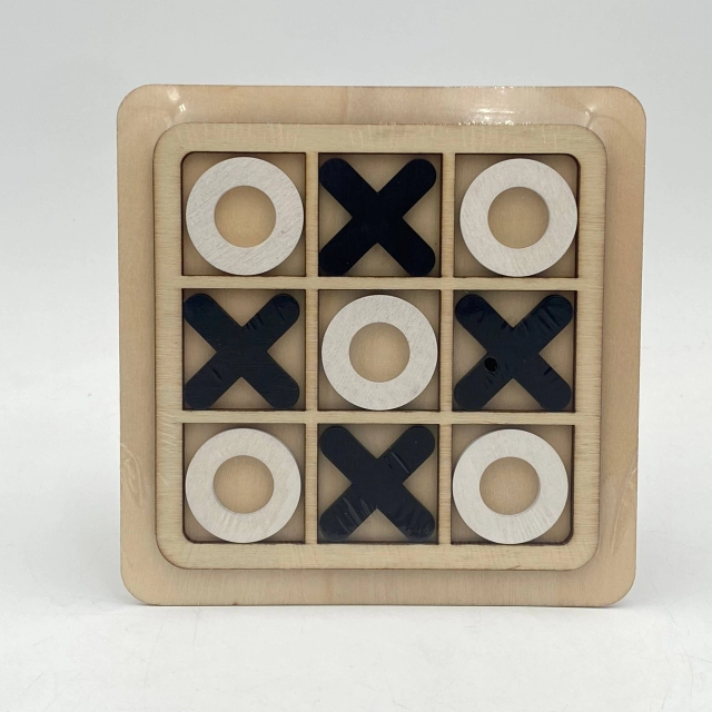 X/O interaktiv yog'och o'yin taxtasi (qora-oq)